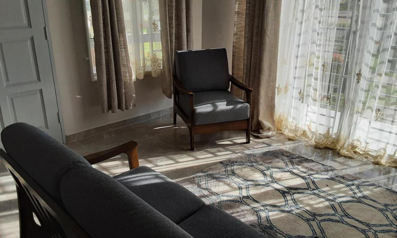 Villa Hijau Guest House Kampong Sura Tengah المظهر الخارجي الصورة